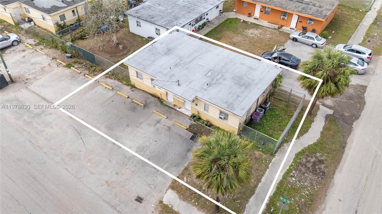 https://bt-photos.global.ssl.fastly.net/miami/1280_boomver_1_A11978830-2.jpg