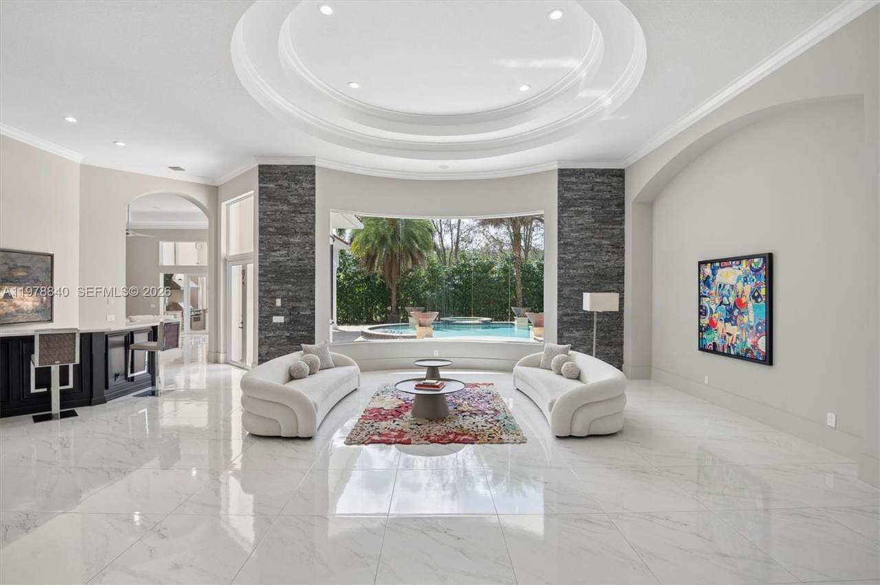 https://bt-photos.global.ssl.fastly.net/miami/1280_boomver_1_A11978840-2.jpg