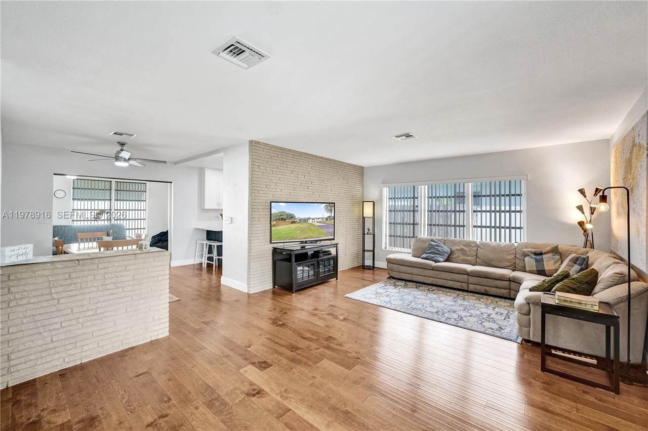 4621 2nd Ave - Photo 1