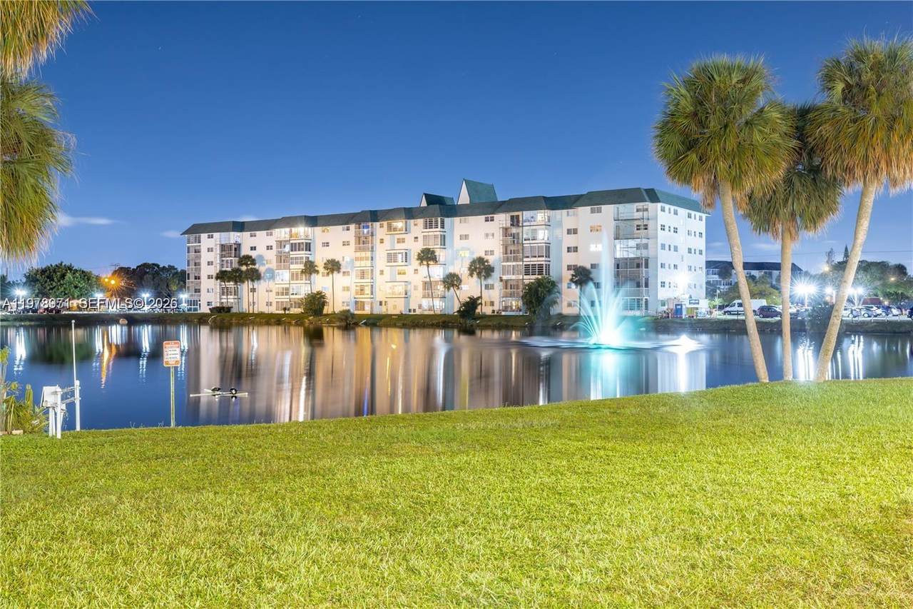 https://bt-photos.global.ssl.fastly.net/miami/1280_boomver_1_A11978971-2.jpg