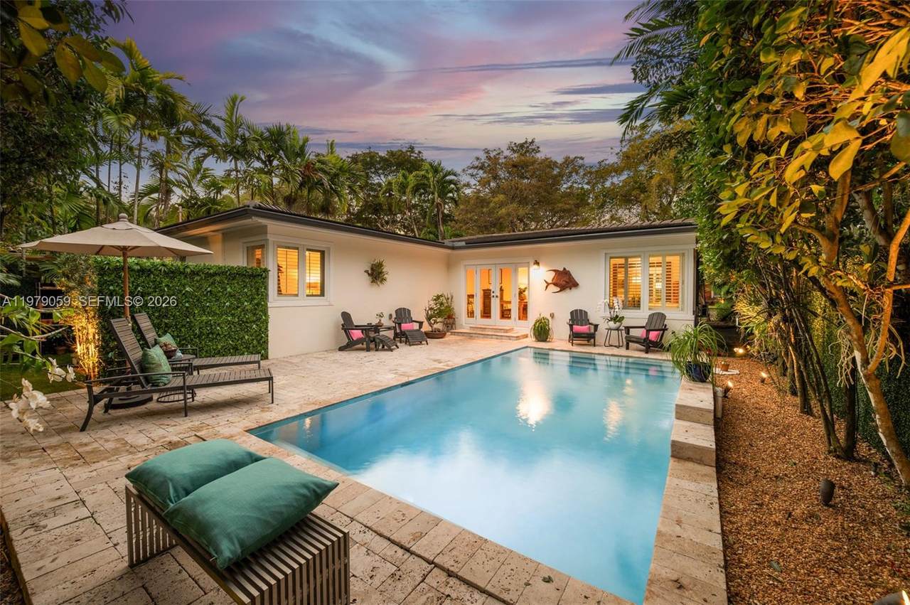 424 Sansovino Ave - Photo 1
