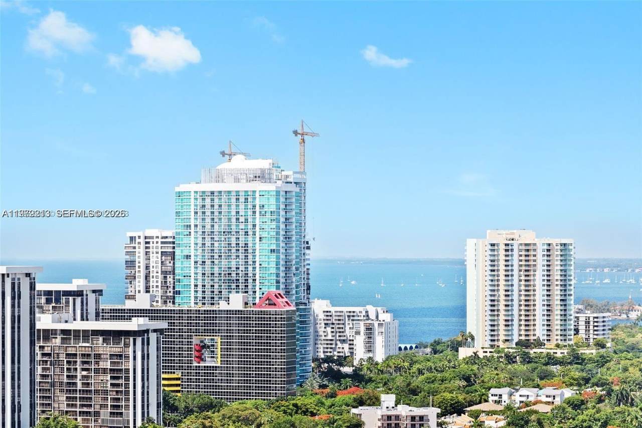 https://bt-photos.global.ssl.fastly.net/miami/1280_boomver_1_A11979213-2.jpg