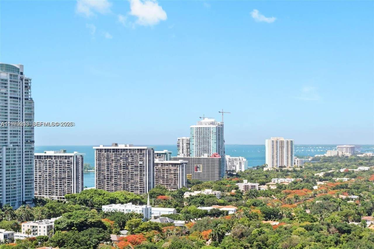 https://bt-photos.global.ssl.fastly.net/miami/1280_boomver_1_A11979213-2.jpg