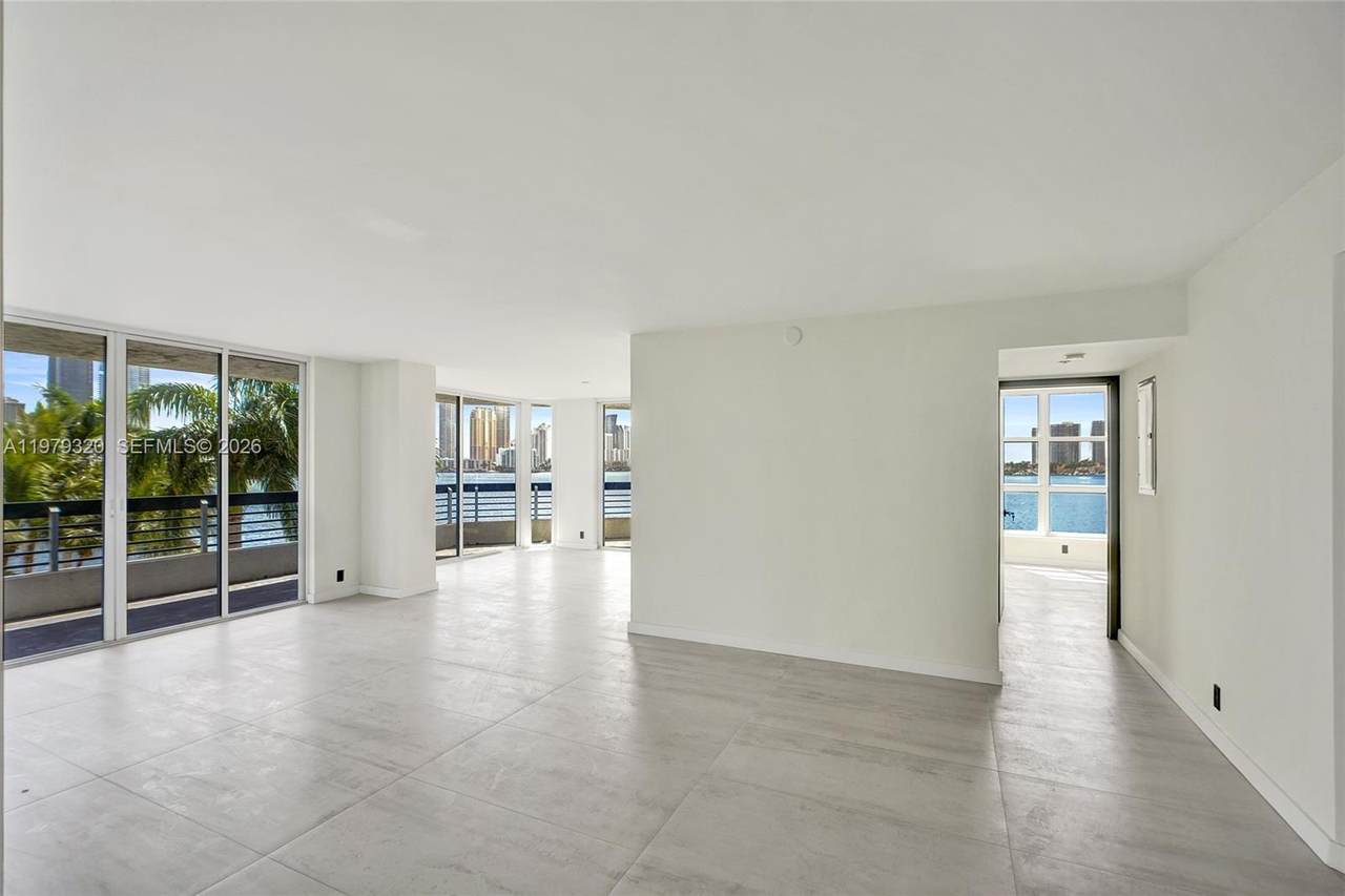 https://bt-photos.global.ssl.fastly.net/miami/1280_boomver_1_A11979320-2.jpg