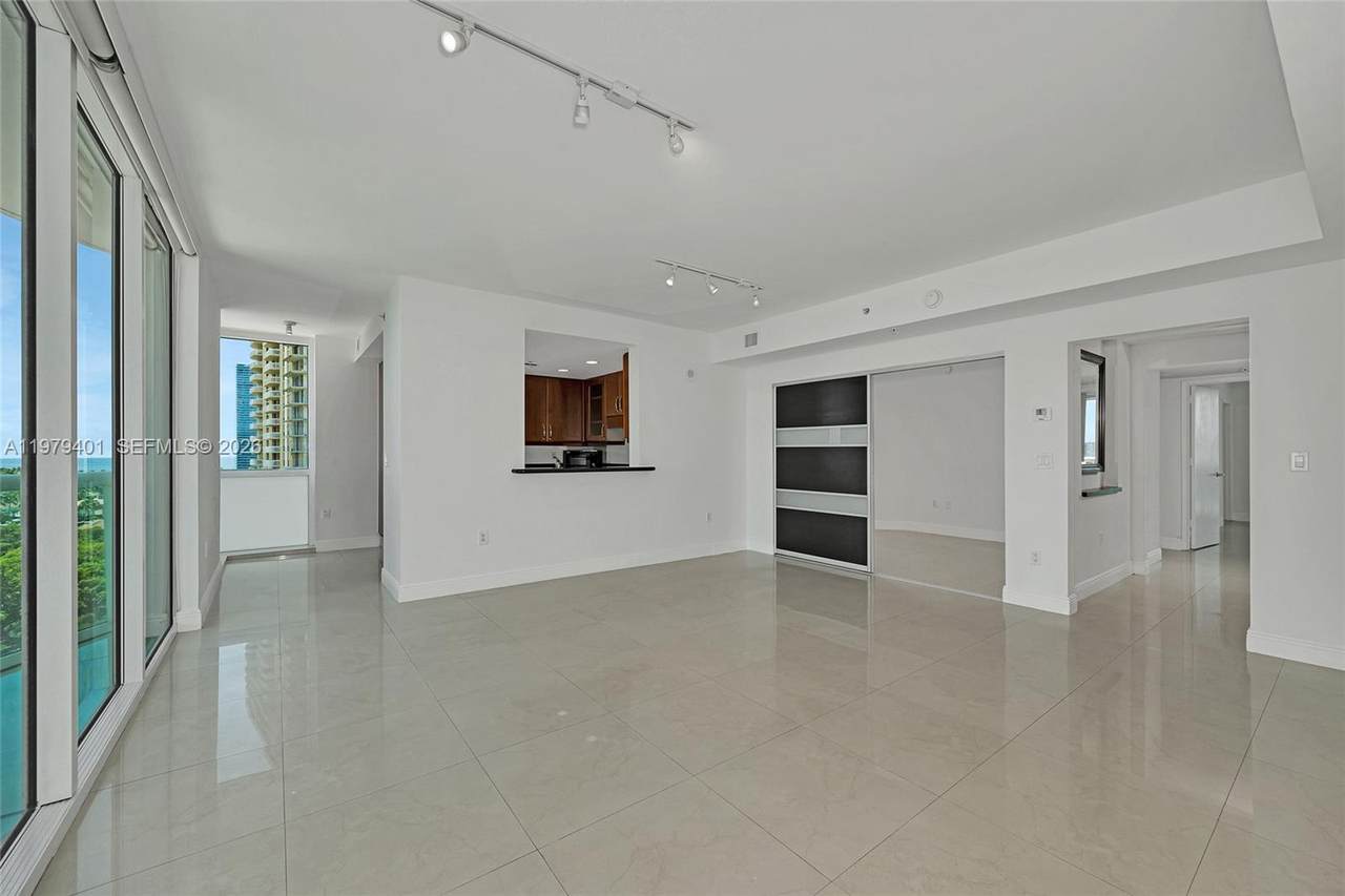 https://bt-photos.global.ssl.fastly.net/miami/1280_boomver_1_A11979401-2.jpg