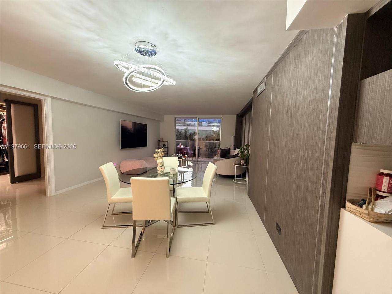 https://bt-photos.global.ssl.fastly.net/miami/1280_boomver_1_A11979661-2.jpg
