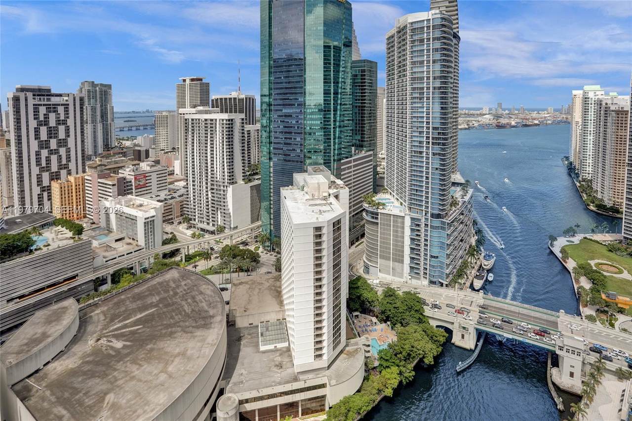 https://bt-photos.global.ssl.fastly.net/miami/1280_boomver_1_A11979704-2.jpg