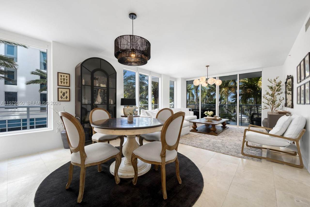 https://bt-photos.global.ssl.fastly.net/miami/1280_boomver_1_A11979850-2.jpg