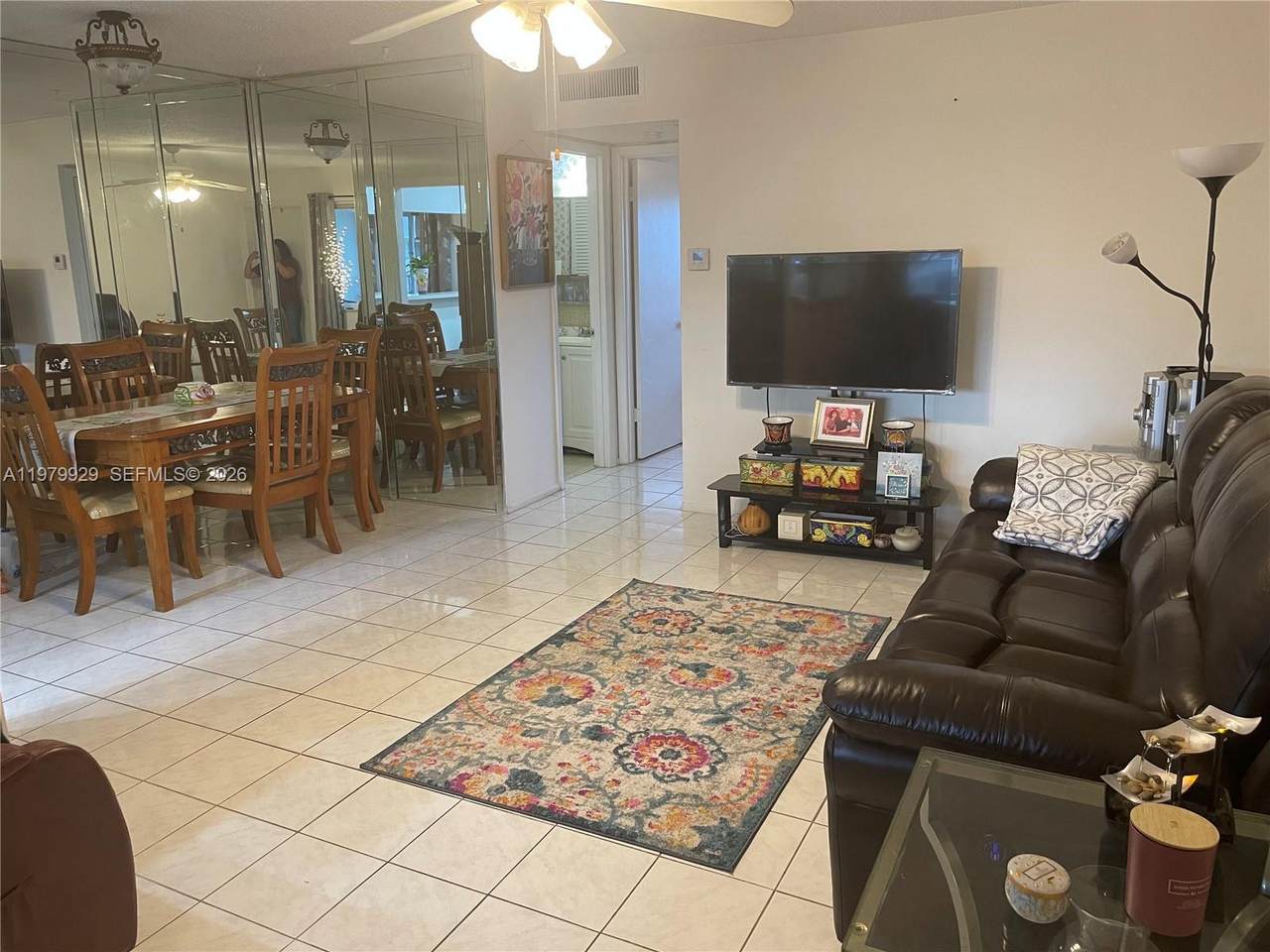5300 Washington St - Photo 1