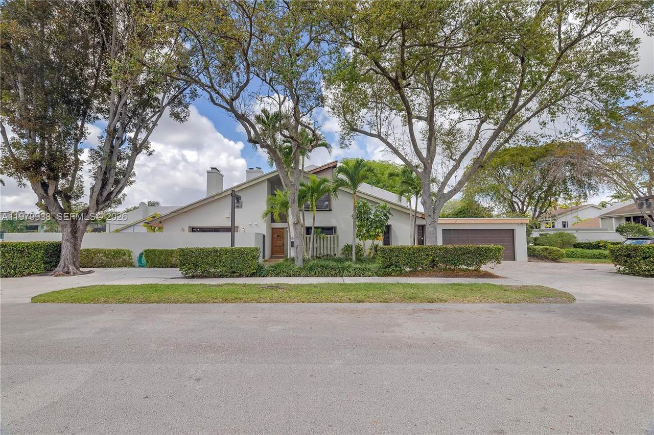 7010 66th Ave - Photo 1