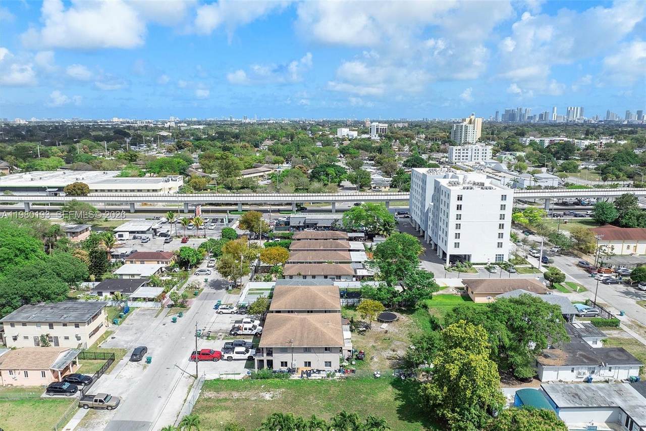 https://bt-photos.global.ssl.fastly.net/miami/1280_boomver_1_A11980193-2.jpg
