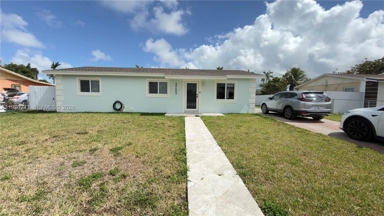30605 152nd Ct - Photo 1