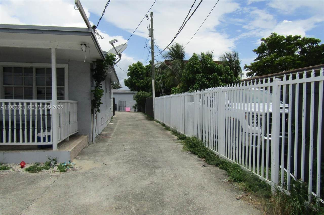 https://bt-photos.global.ssl.fastly.net/miami/1280_boomver_1_A11980391-2.jpg