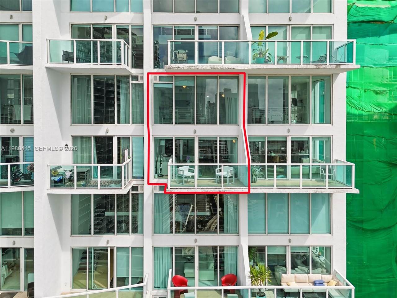 https://bt-photos.global.ssl.fastly.net/miami/1280_boomver_1_A11980415-2.jpg