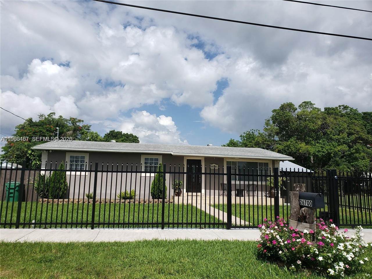 26700 138th Ave - Photo 1