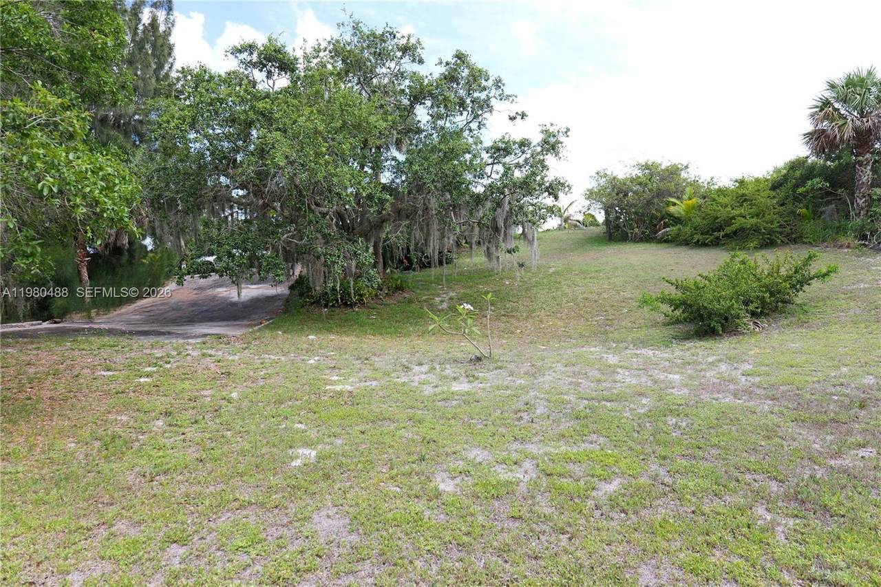 https://bt-photos.global.ssl.fastly.net/miami/1280_boomver_1_A11980488-2.jpg