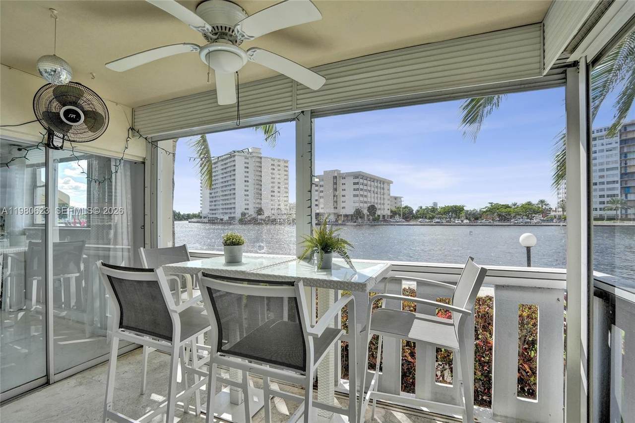 1889 Ocean Dr - Photo 1