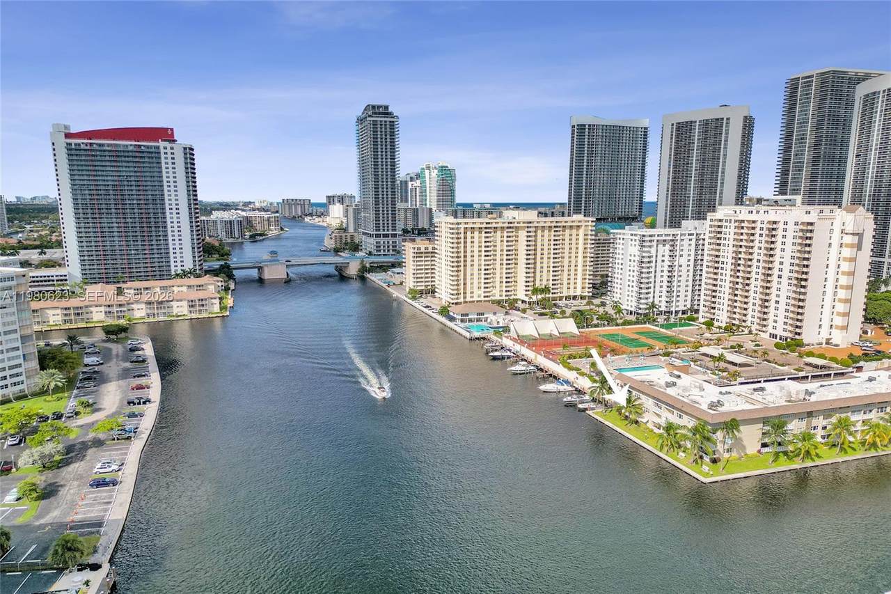 https://bt-photos.global.ssl.fastly.net/miami/1280_boomver_1_A11980623-2.jpg
