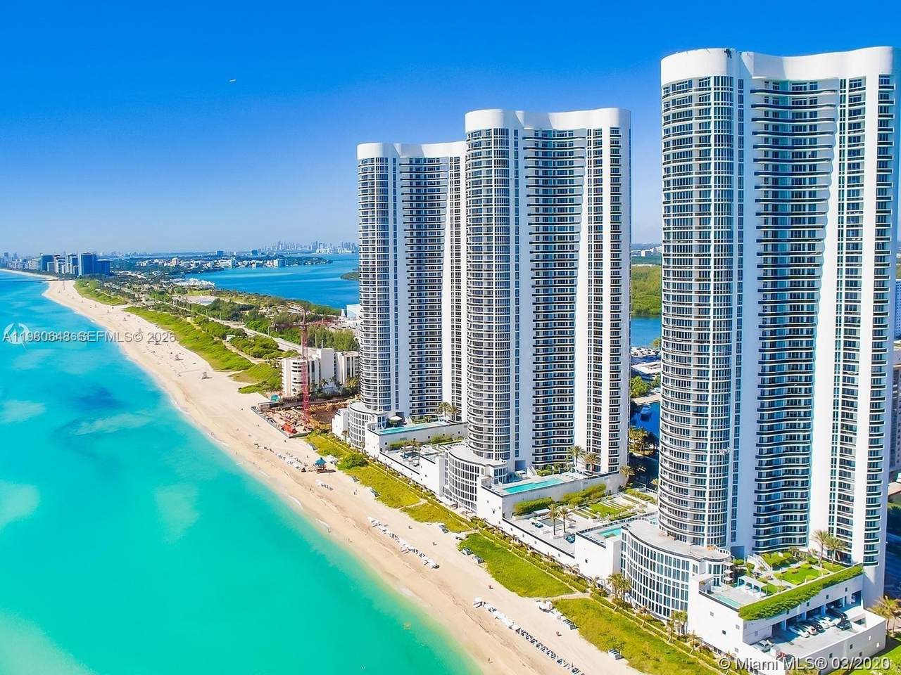 15901 Collins Ave - Photo 1