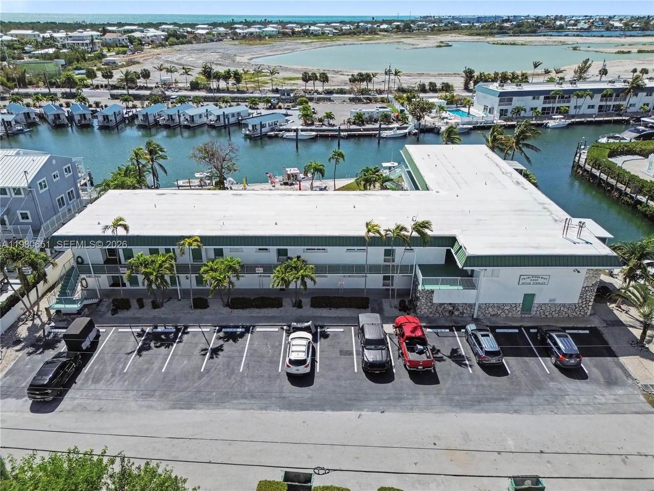 https://bt-photos.global.ssl.fastly.net/miami/1280_boomver_1_A11980651-2.jpg
