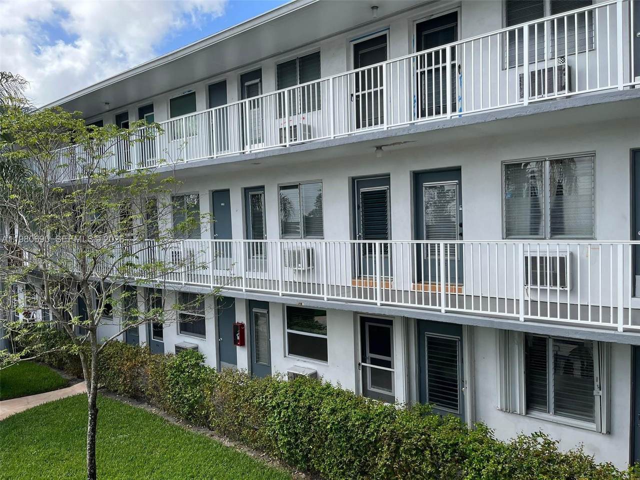 https://bt-photos.global.ssl.fastly.net/miami/1280_boomver_1_A11980690-2.jpg