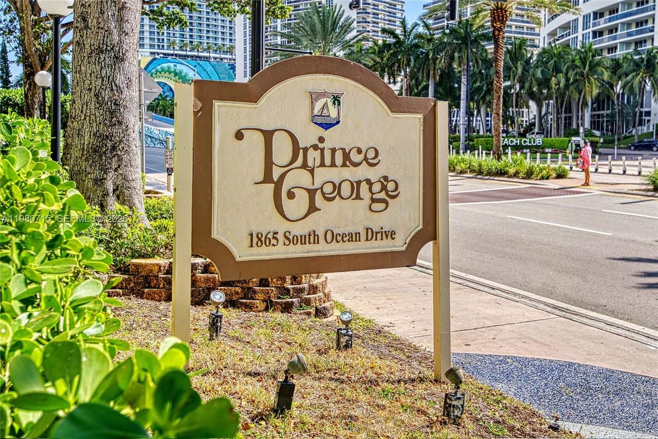 1865 Ocean Dr - Photo 1