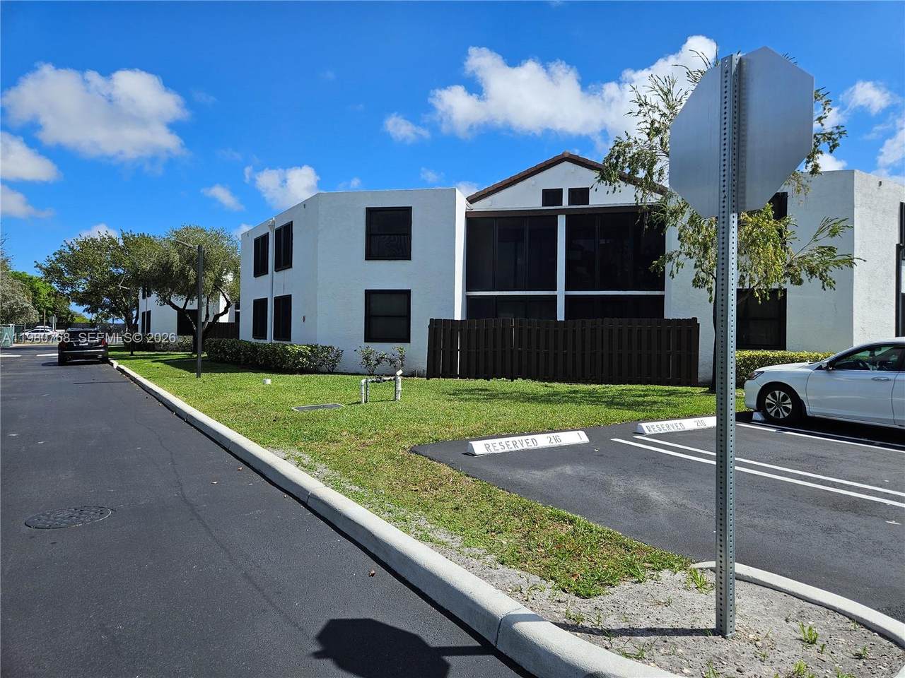 https://bt-photos.global.ssl.fastly.net/miami/1280_boomver_1_A11980768-2.jpg