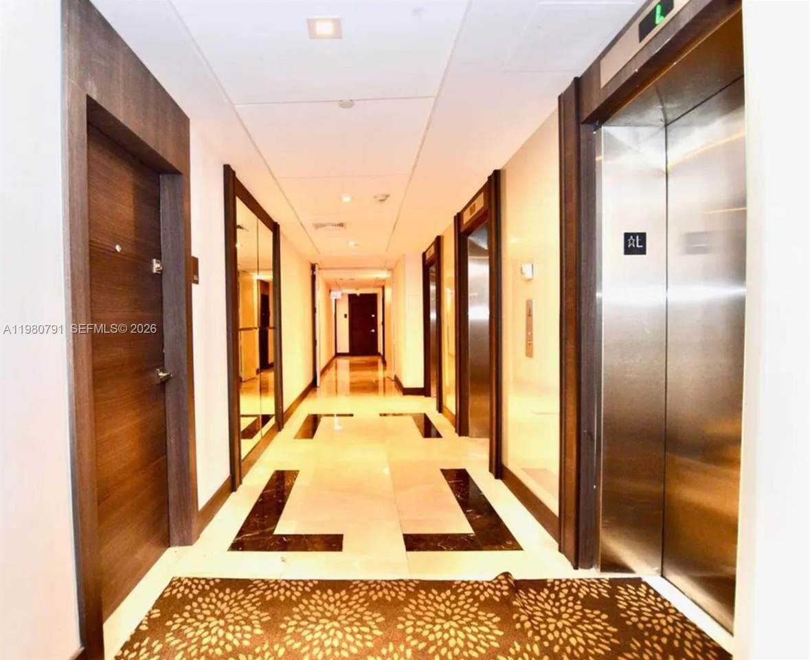 https://bt-photos.global.ssl.fastly.net/miami/1280_boomver_1_A11980791-2.jpg