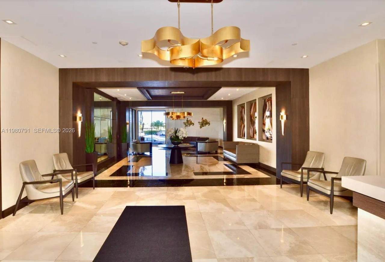https://bt-photos.global.ssl.fastly.net/miami/1280_boomver_1_A11980791-2.jpg