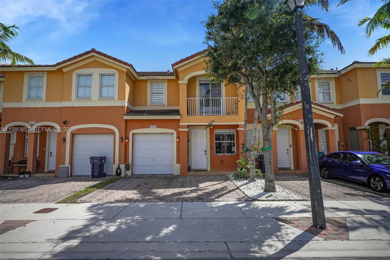 24047 Sw 108th Ave - Photo 1