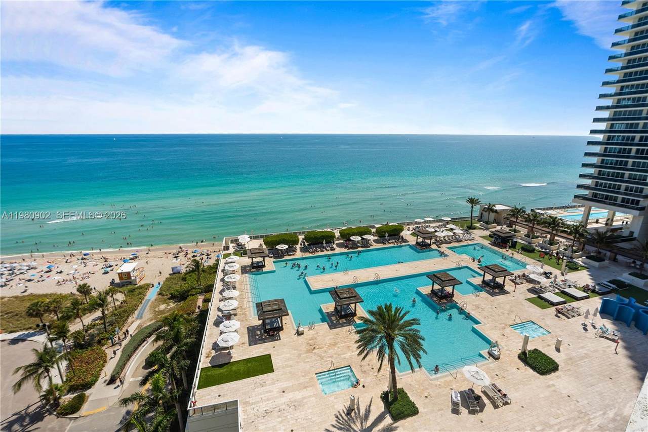 1800 Ocean Dr - Photo 1