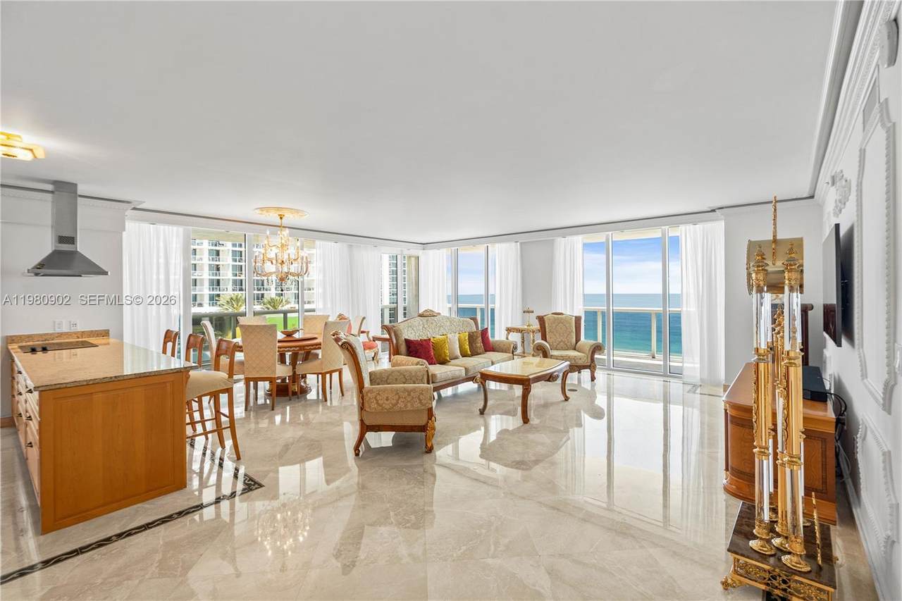 https://bt-photos.global.ssl.fastly.net/miami/1280_boomver_1_A11980902-2.jpg