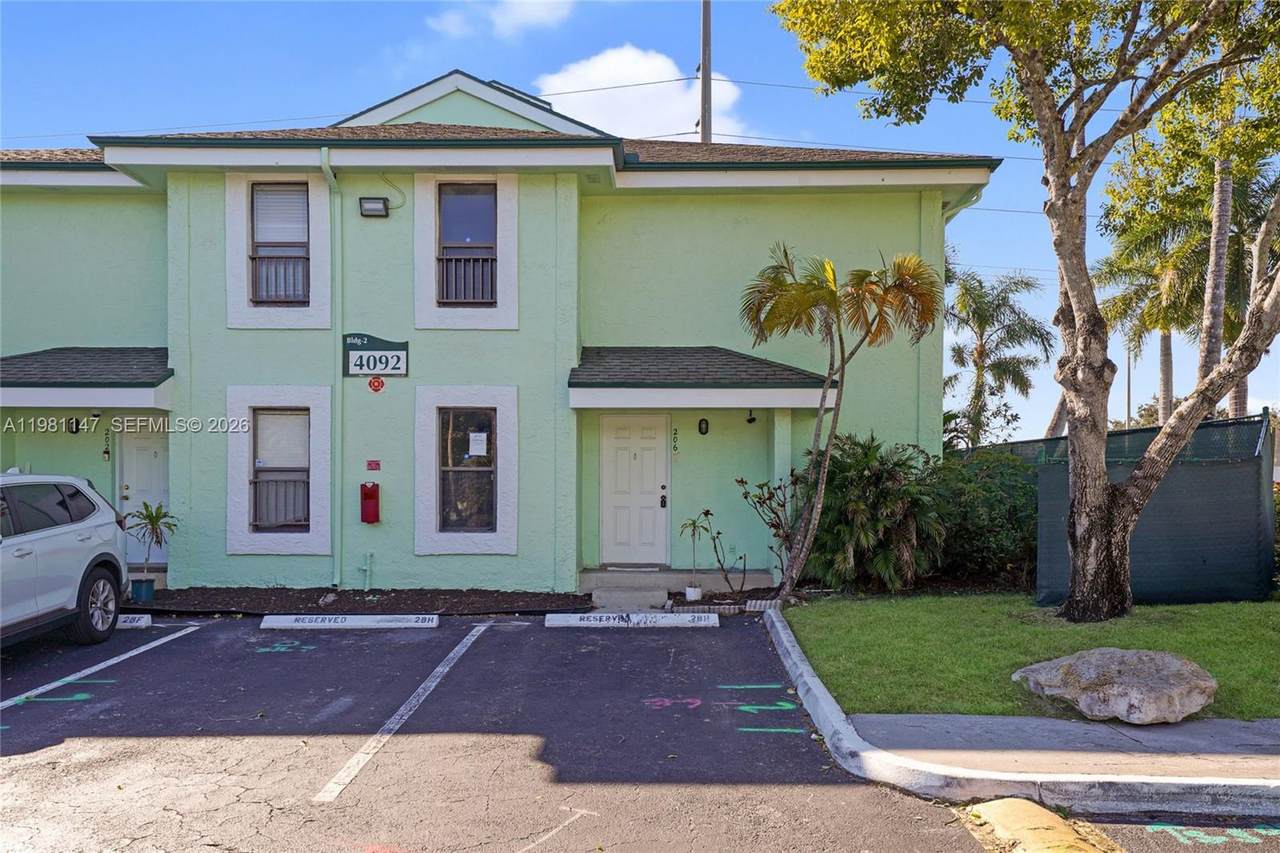 4092 Pine Island Rd - Photo 1
