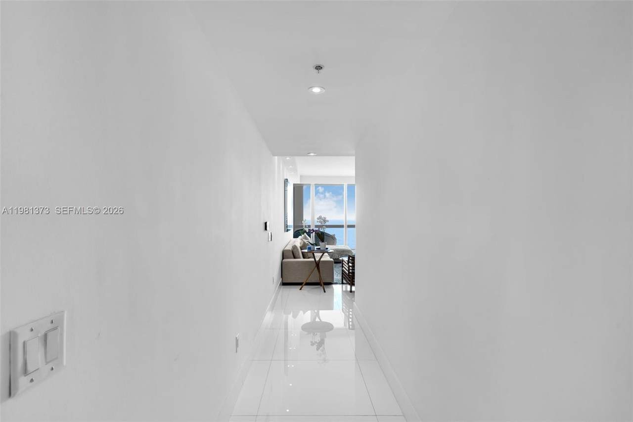 https://bt-photos.global.ssl.fastly.net/miami/1280_boomver_1_A11981373-2.jpg