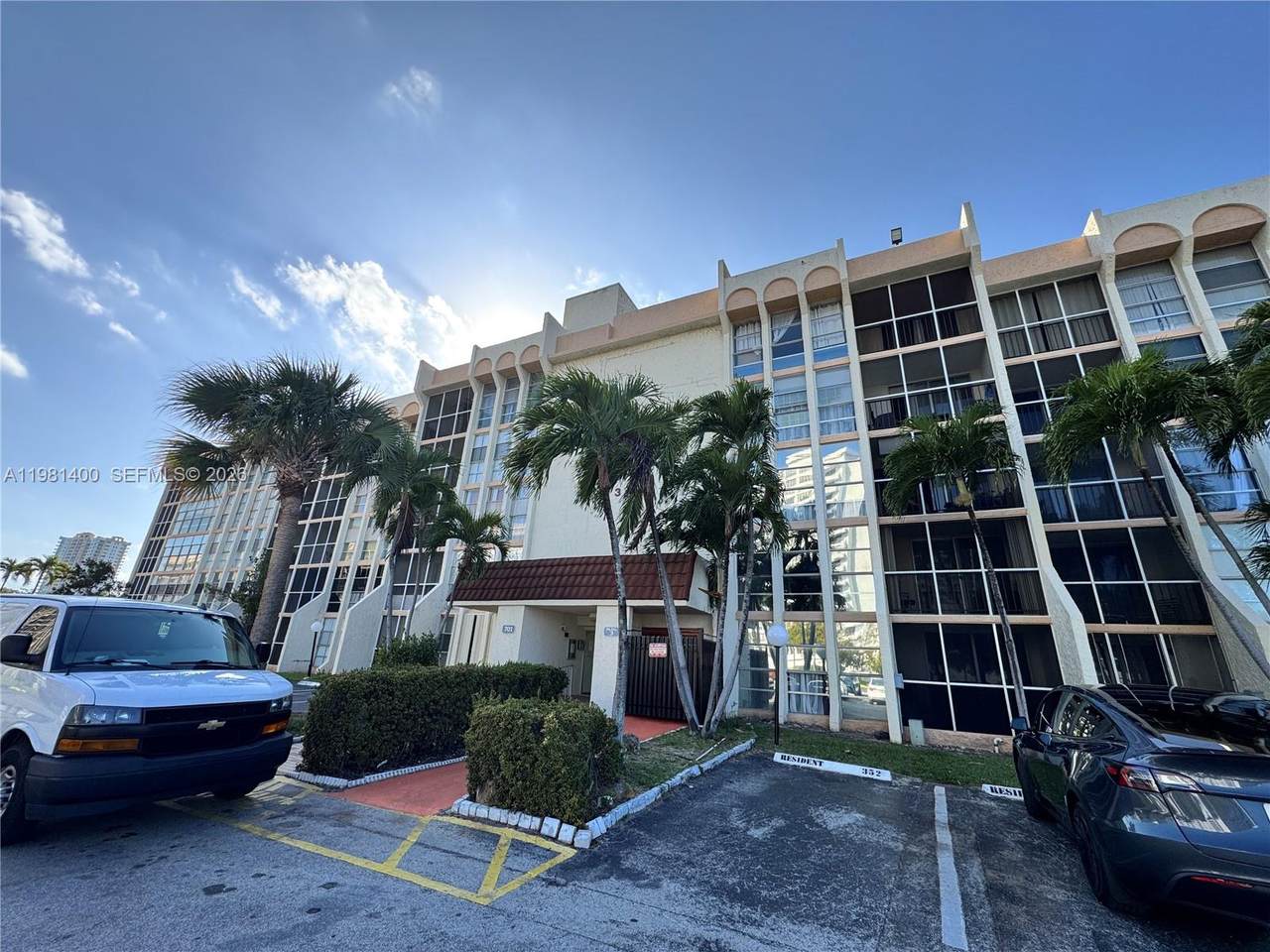 701 Three Islands Blvd - Photo 1