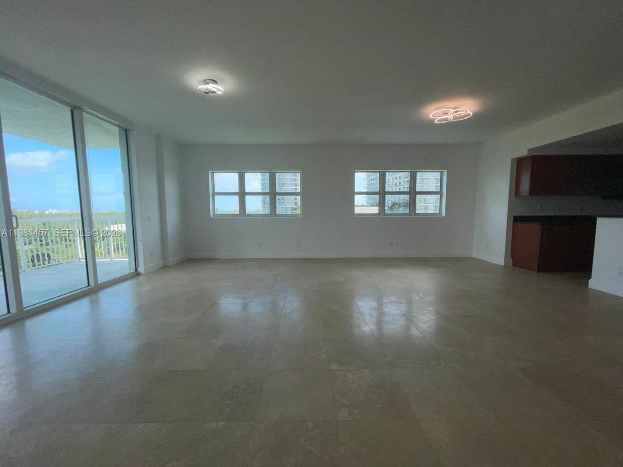 https://bt-photos.global.ssl.fastly.net/miami/1280_boomver_1_A11981457-2.jpg