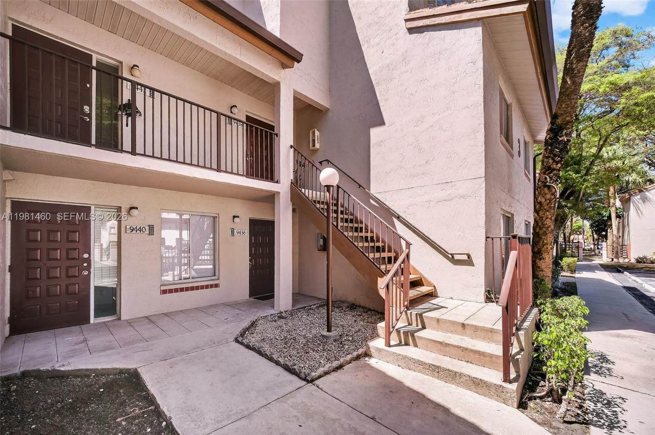 9436 140th Ct - Photo 1