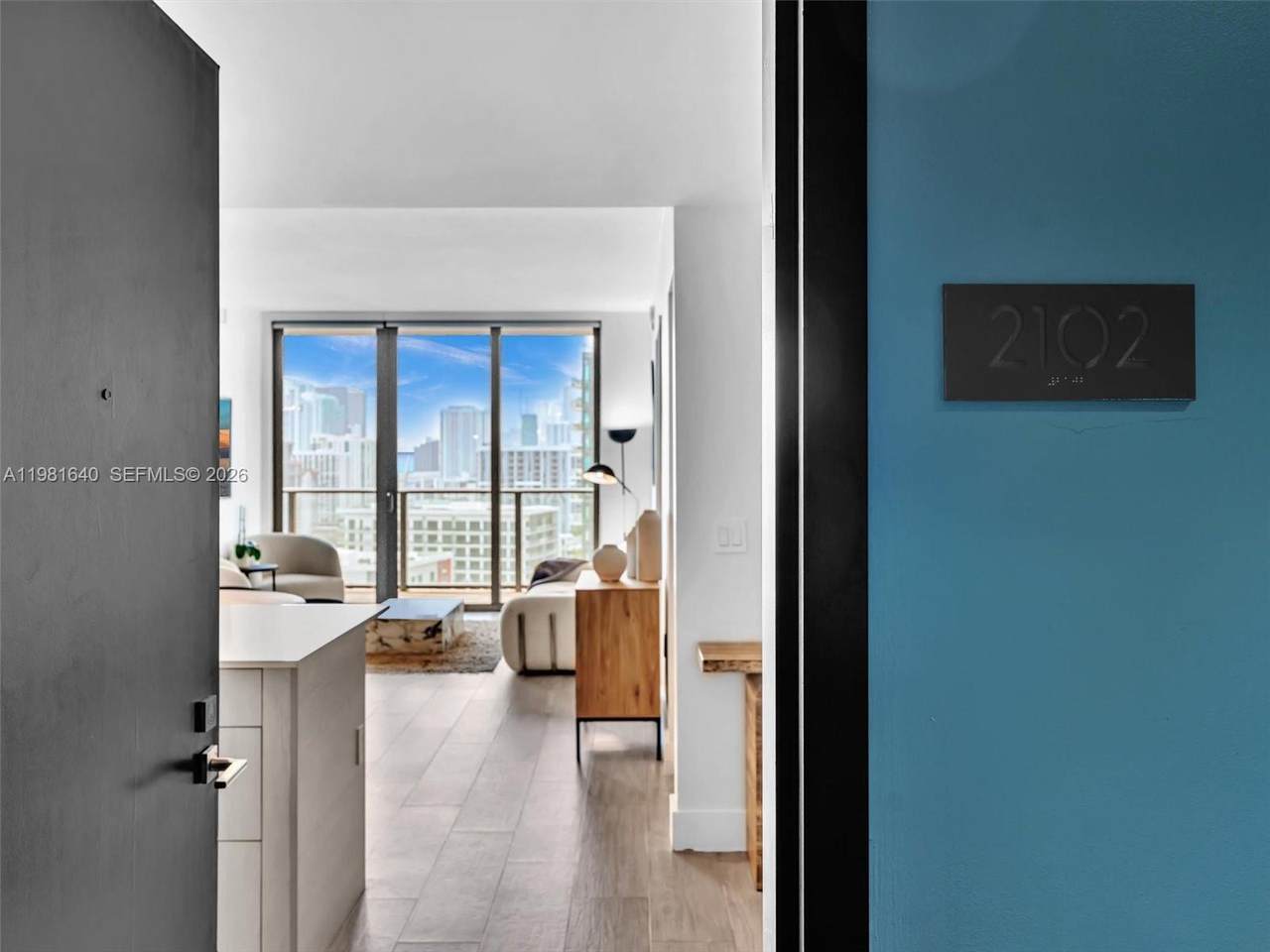 121 34th St - Photo 1