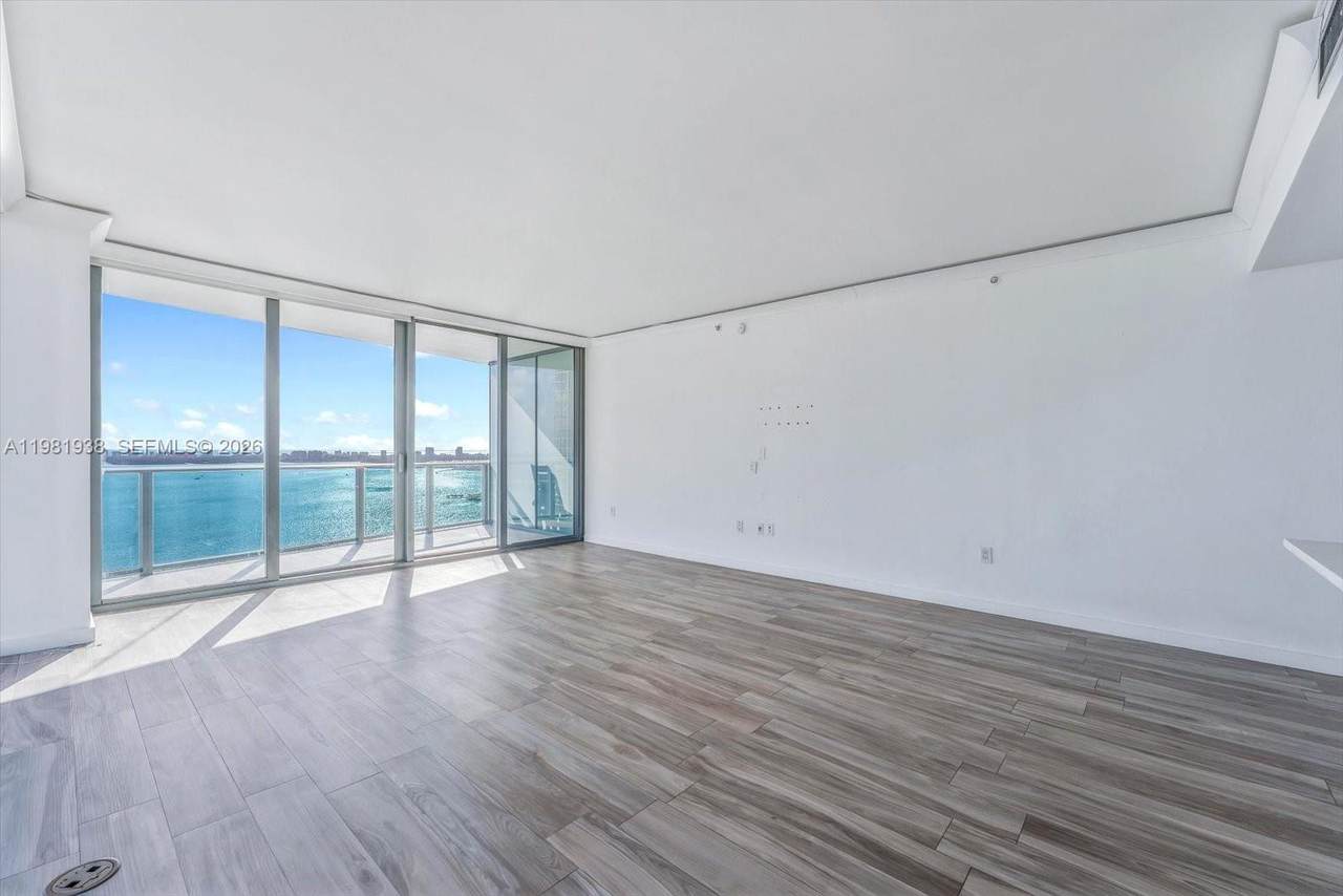 https://bt-photos.global.ssl.fastly.net/miami/1280_boomver_1_A11981938-2.jpg