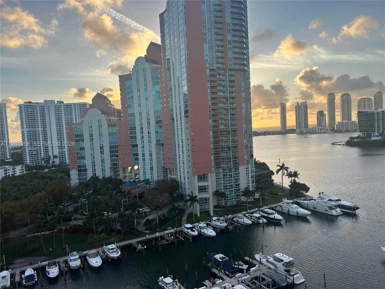 https://bt-photos.global.ssl.fastly.net/miami/1280_boomver_1_A11981958-2.jpg
