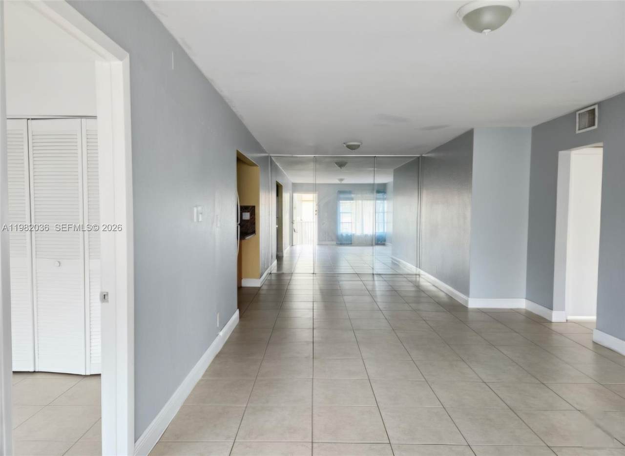 https://bt-photos.global.ssl.fastly.net/miami/1280_boomver_1_A11982036-2.jpg