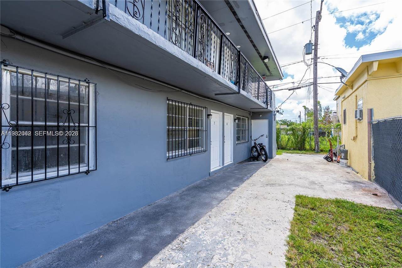 https://bt-photos.global.ssl.fastly.net/miami/1280_boomver_1_A11982042-2.jpg