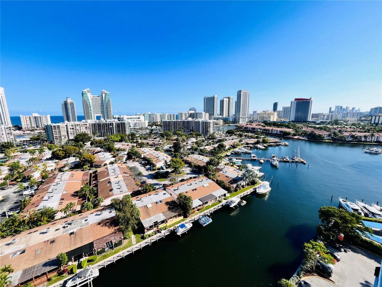 https://bt-photos.global.ssl.fastly.net/miami/1280_boomver_1_A11982149-2.jpg