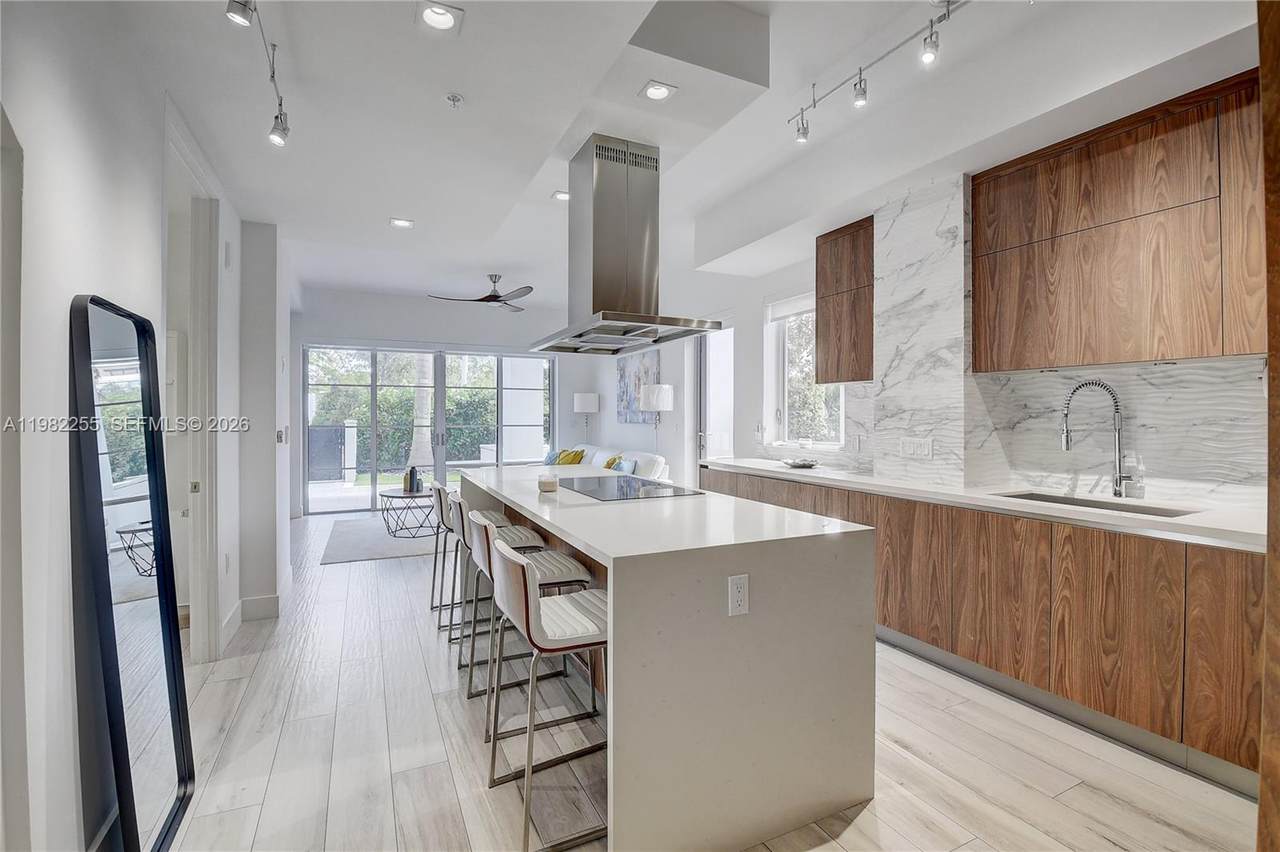 155 Boca Raton Rd - Photo 1
