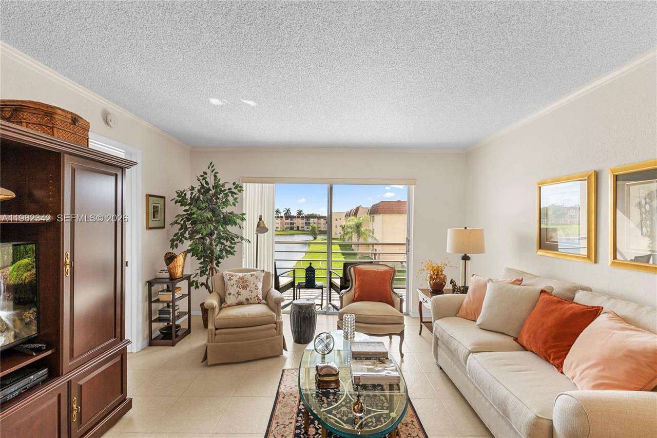 8950 Sunrise Lakes Blvd - Photo 1