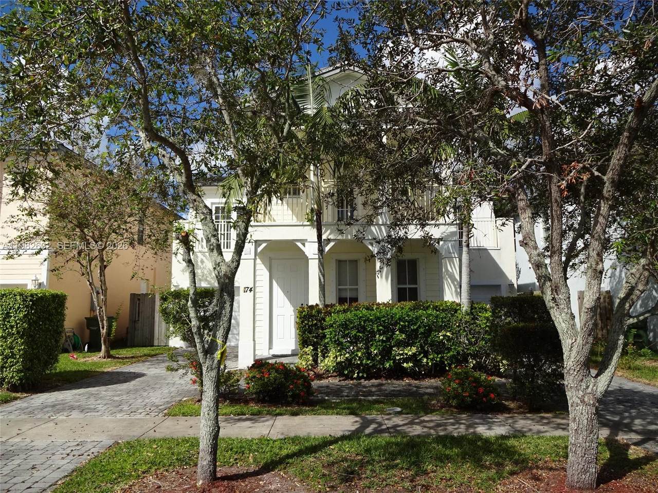 https://bt-photos.global.ssl.fastly.net/miami/1280_boomver_1_A11982602-2.jpg