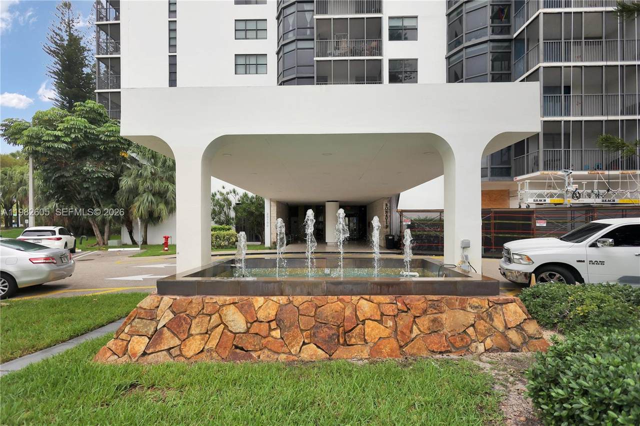 https://bt-photos.global.ssl.fastly.net/miami/1280_boomver_1_A11982605-2.jpg