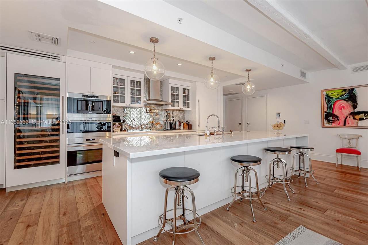 801 Miami Ave - Photo 1