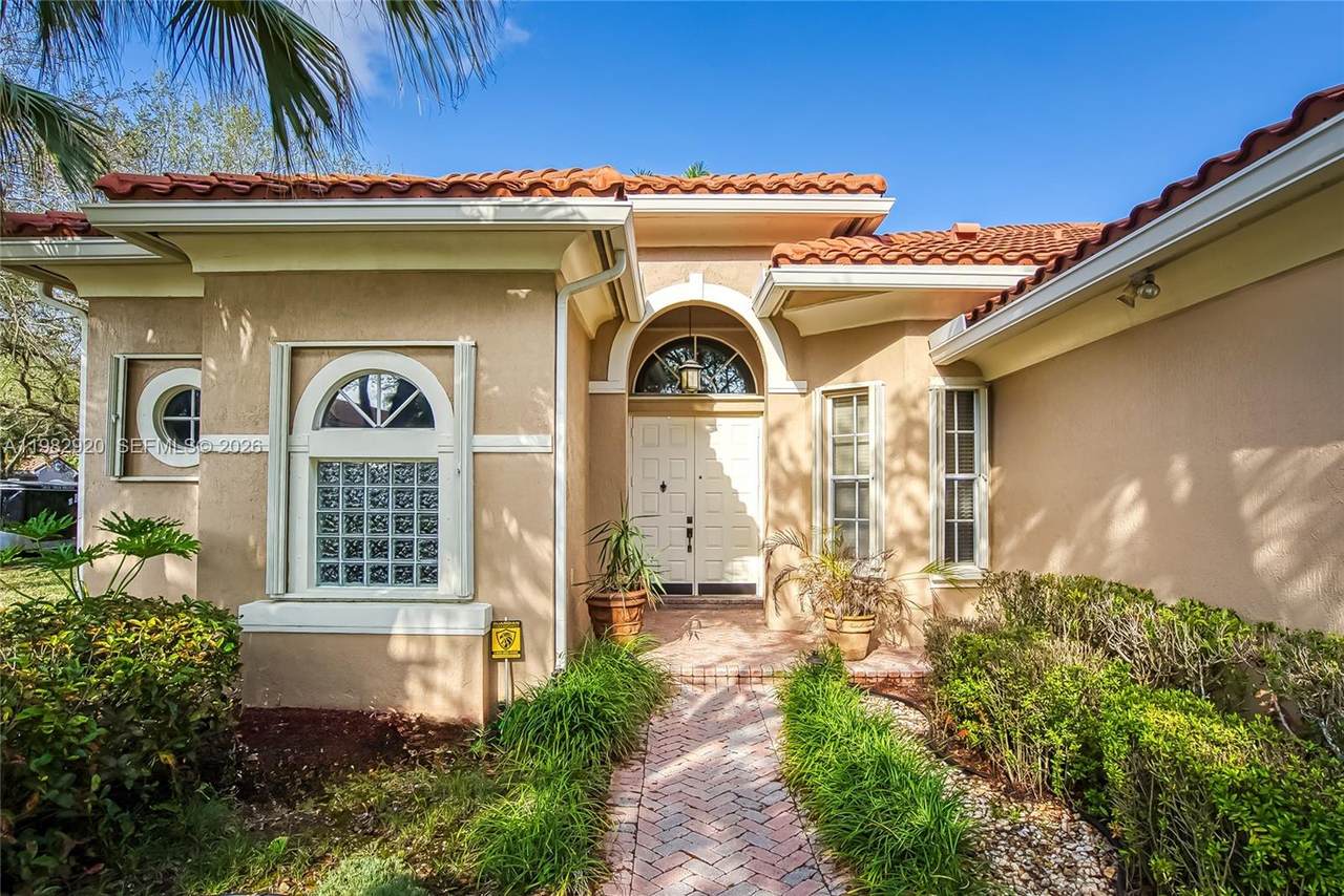 https://bt-photos.global.ssl.fastly.net/miami/1280_boomver_1_A11982920-2.jpg