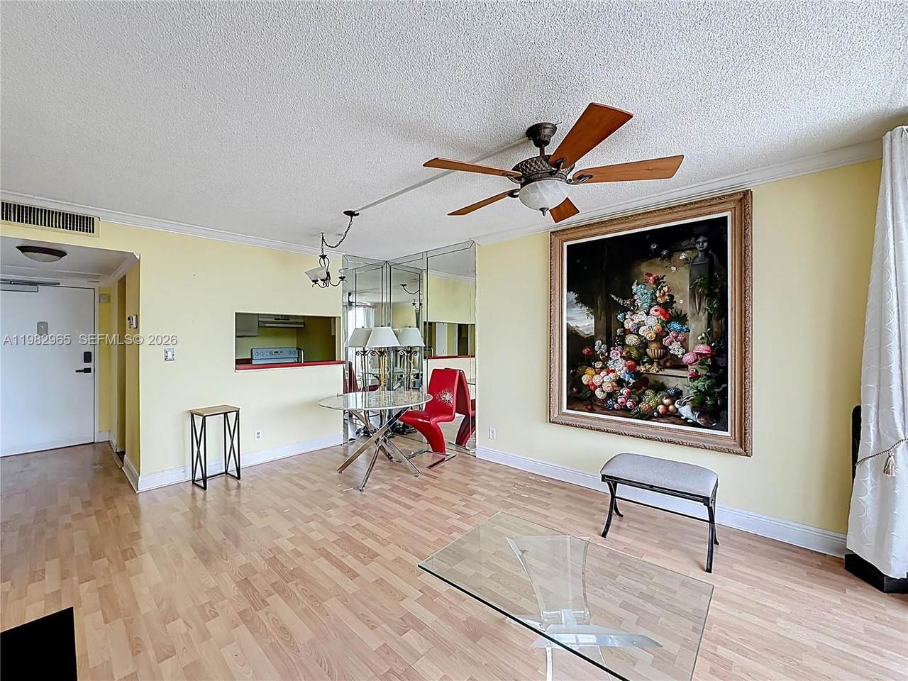https://bt-photos.global.ssl.fastly.net/miami/1280_boomver_1_A11982965-2.jpg